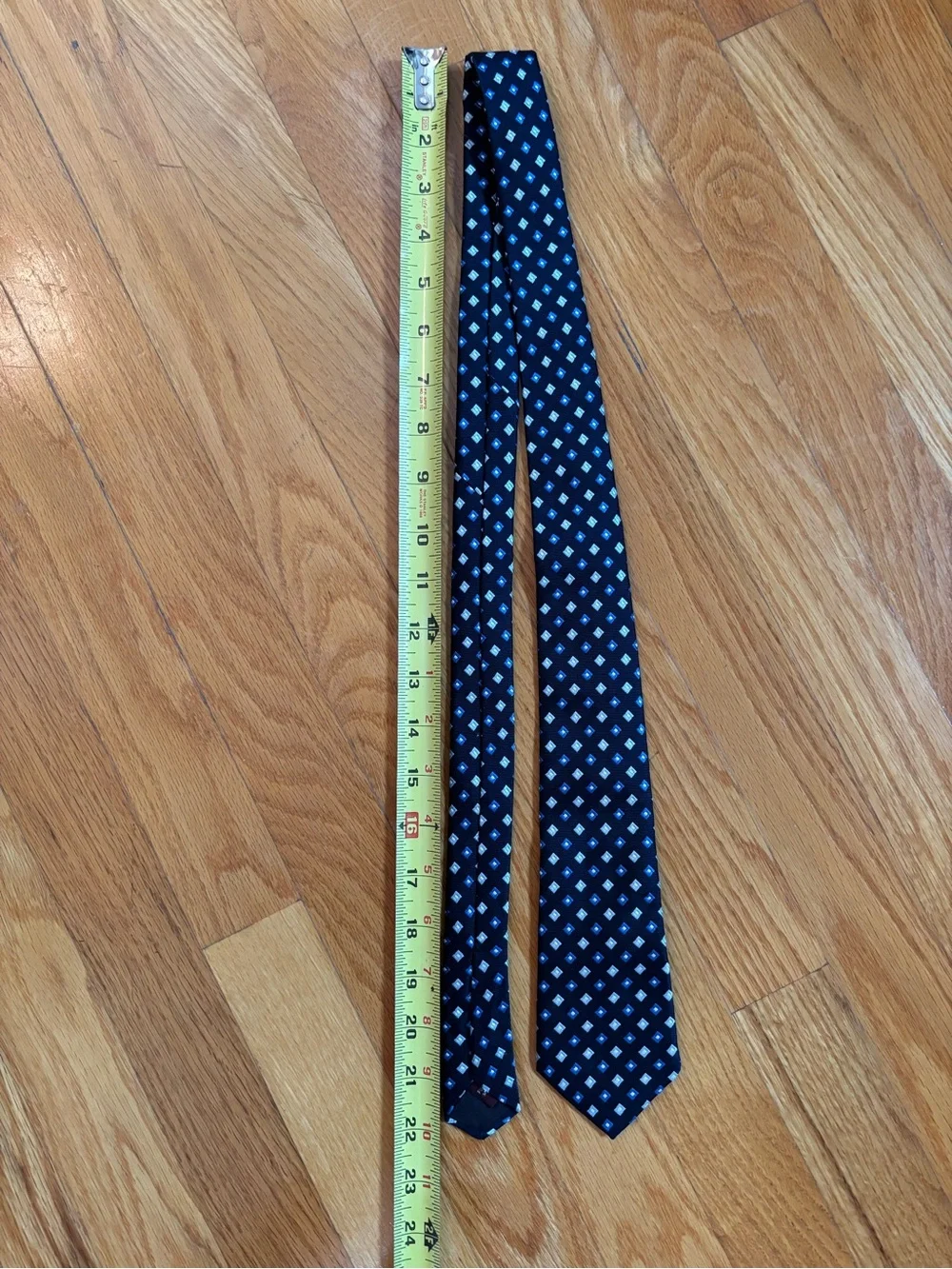 Classic Navy Geometric Silk Brooks Brothers Tie - youth